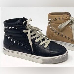 Studded High Top Lace Up Star Sneakers-Black | Size 7 CCOCCI Sneakers